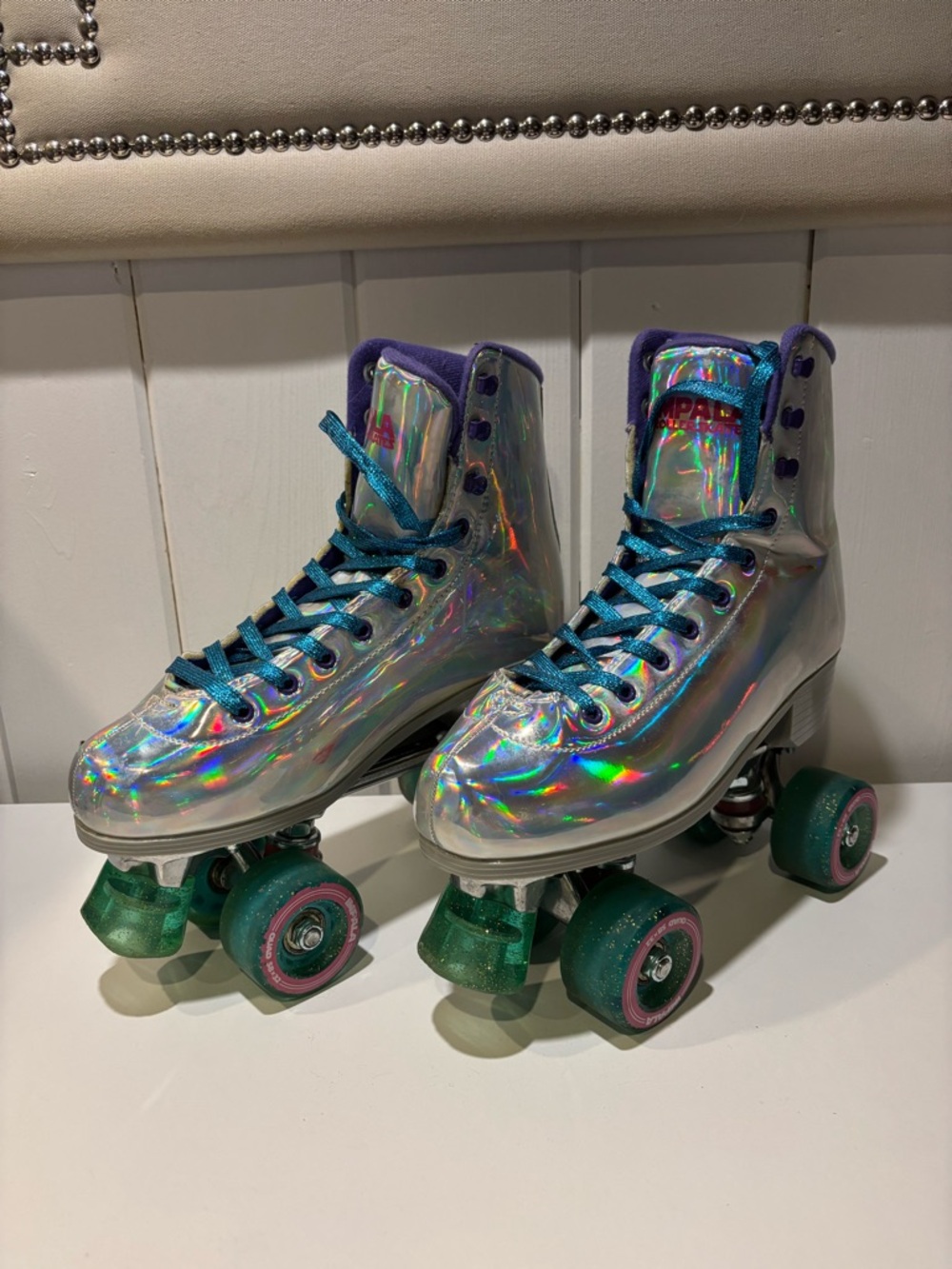 Impala Quad Skate - Holographic Roller-skates